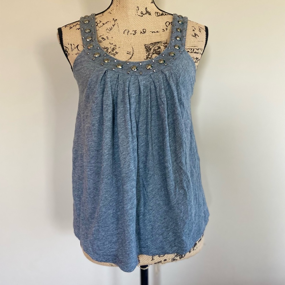 •Express• bead detail tank - Picture 2 of 5